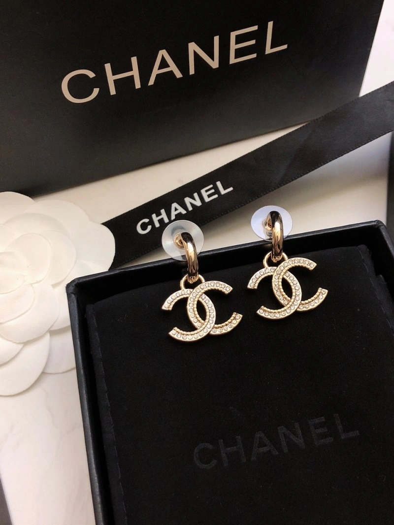 Sustainable Chanel Earrings 221053