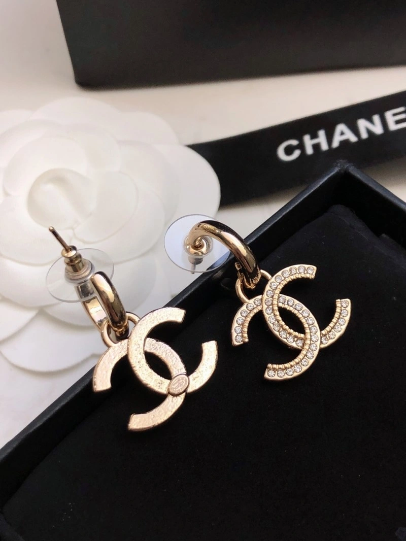 Sustainable Chanel Earrings 221053