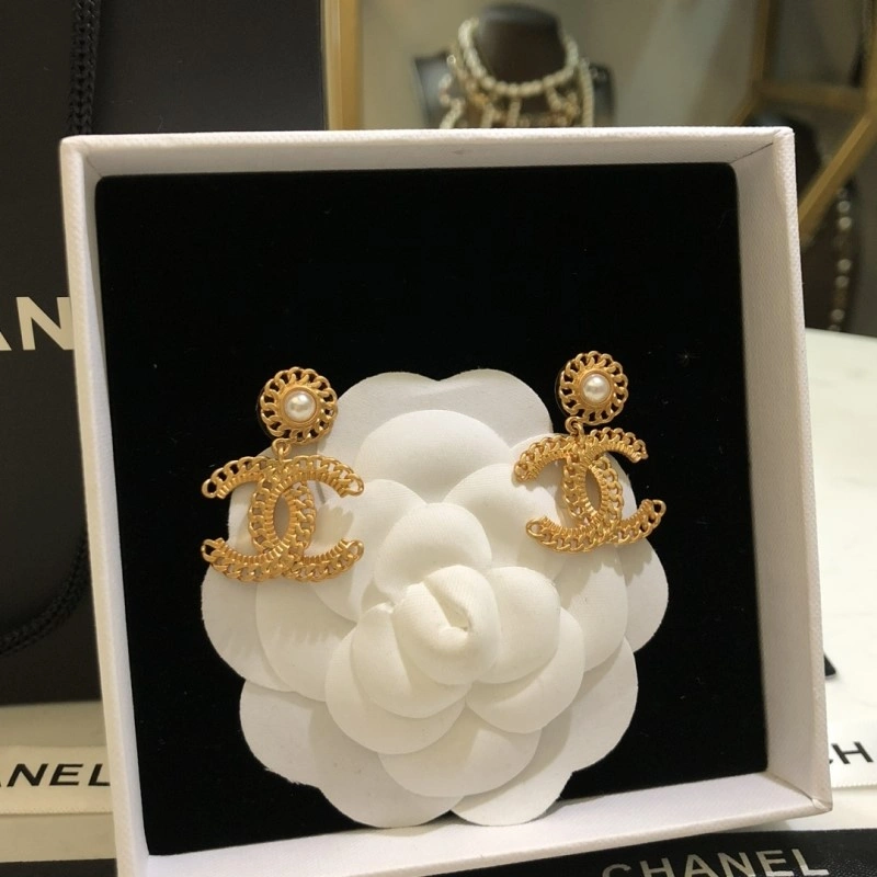 Affordable Chanel Earrings 221056