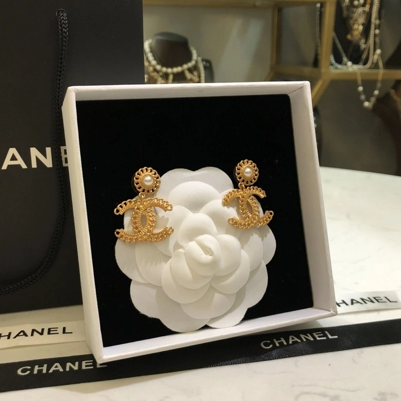 Affordable Chanel Earrings 221056