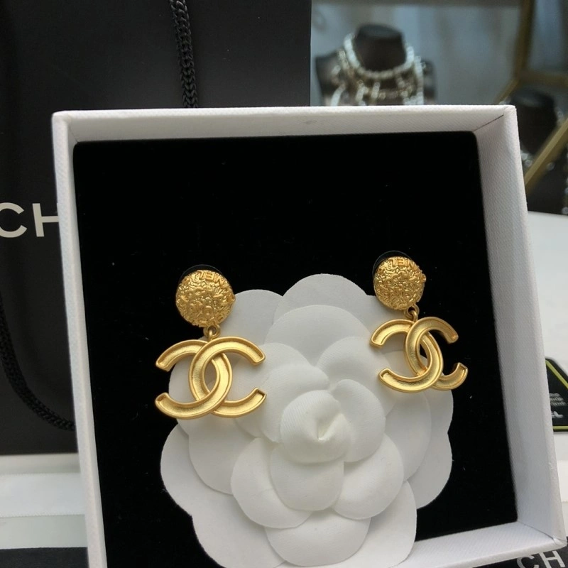 Resilient Chanel Earrings 221058
