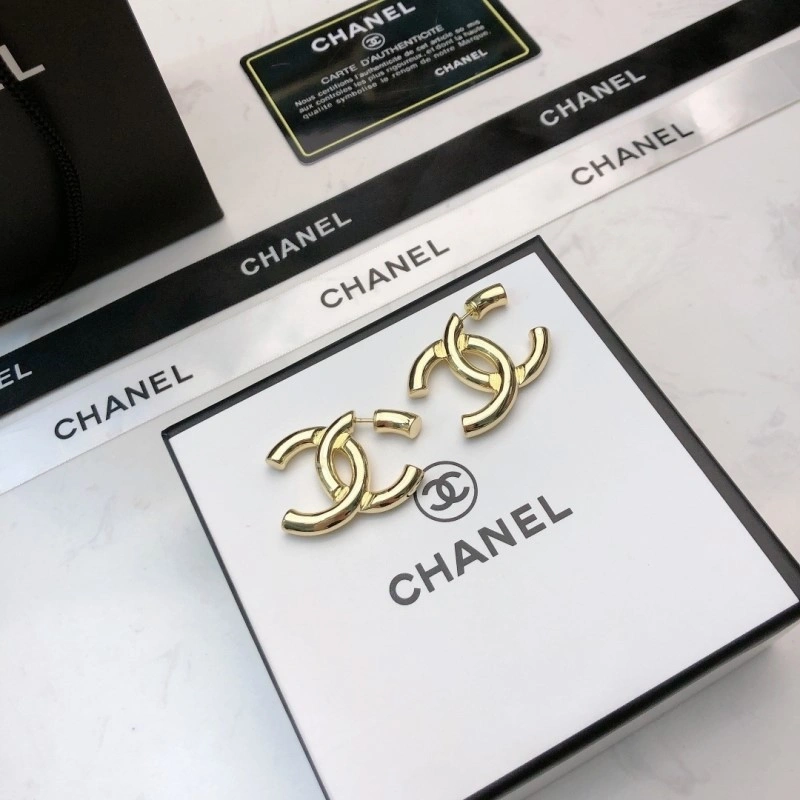 Chanel Earrings Vibrant 221050