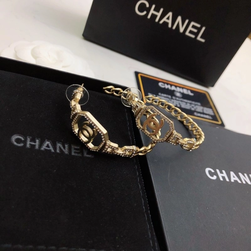 MultiPurpose Chanel Earrings 221055