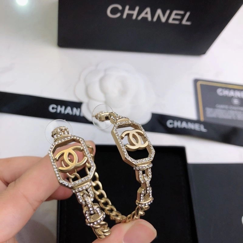 MultiPurpose Chanel Earrings 221055