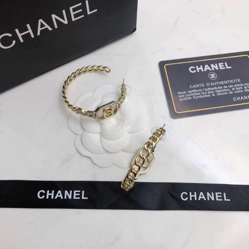 MultiPurpose Chanel Earrings 221055