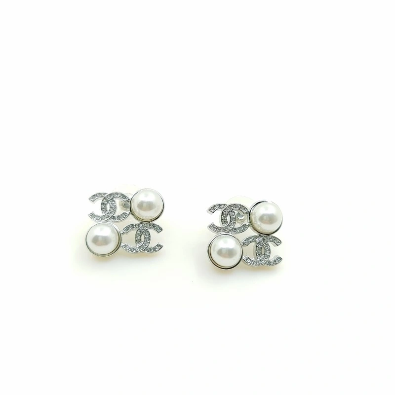 Chanel Earrings Youthful 221072