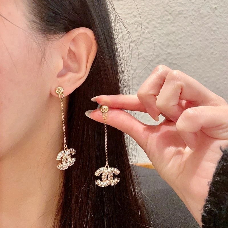 Breathable Chanel Earrings 221042