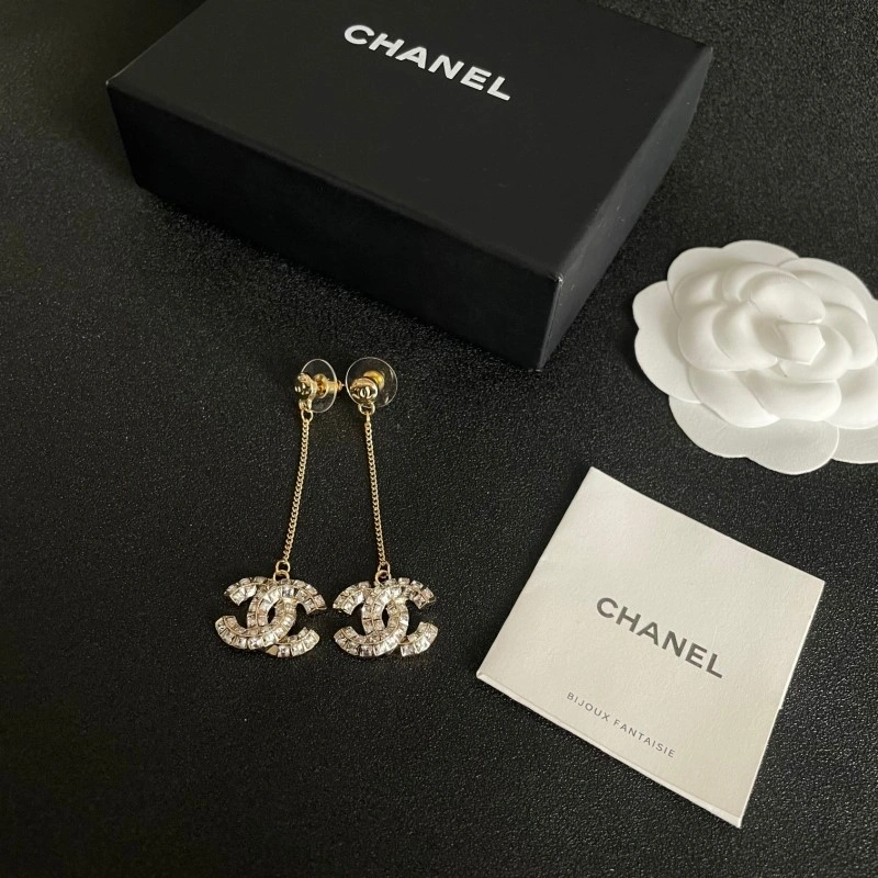 Breathable Chanel Earrings 221042
