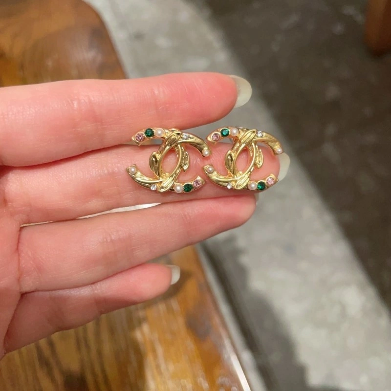 Chanel Earrings Practical 221048