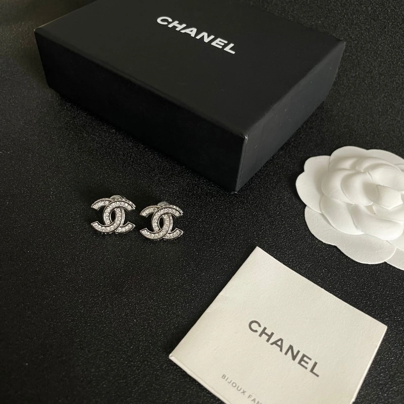 Durable Chanel Earrings 221039