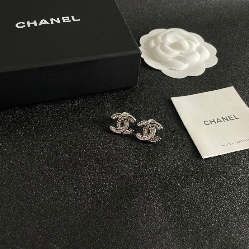 Durable Chanel Earrings 221039