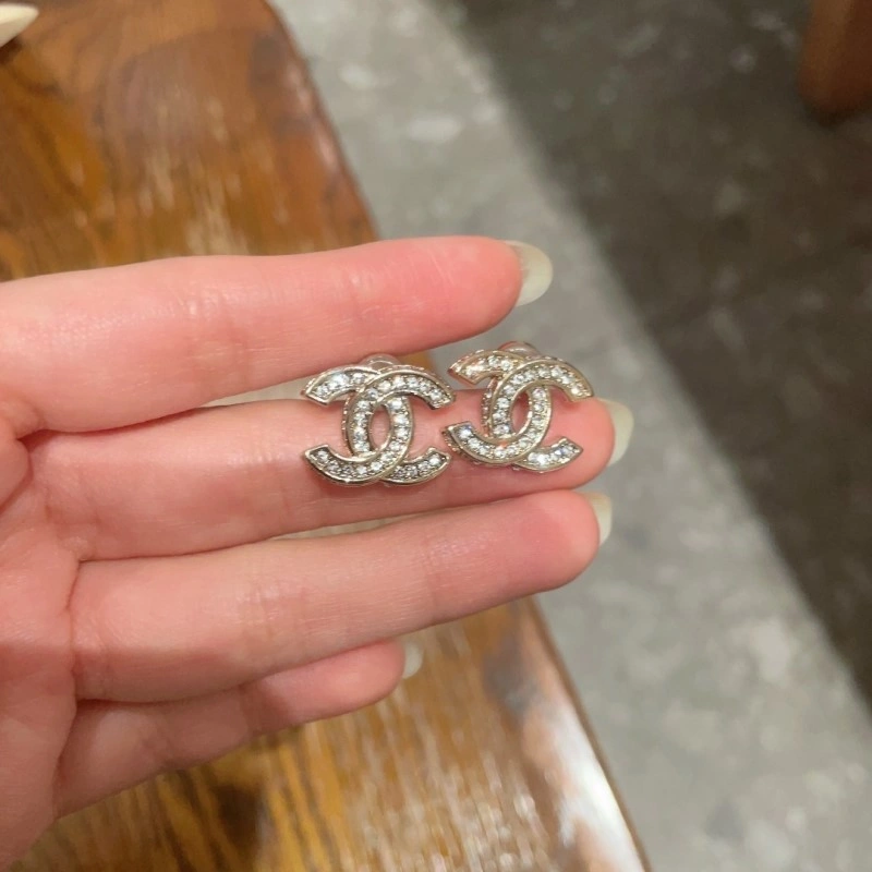 Chanel Earrings Chic 221041