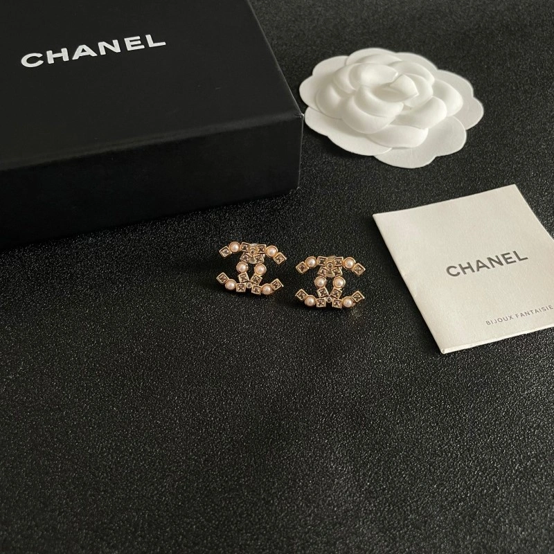 WellDesigned Chanel Earrings 221049