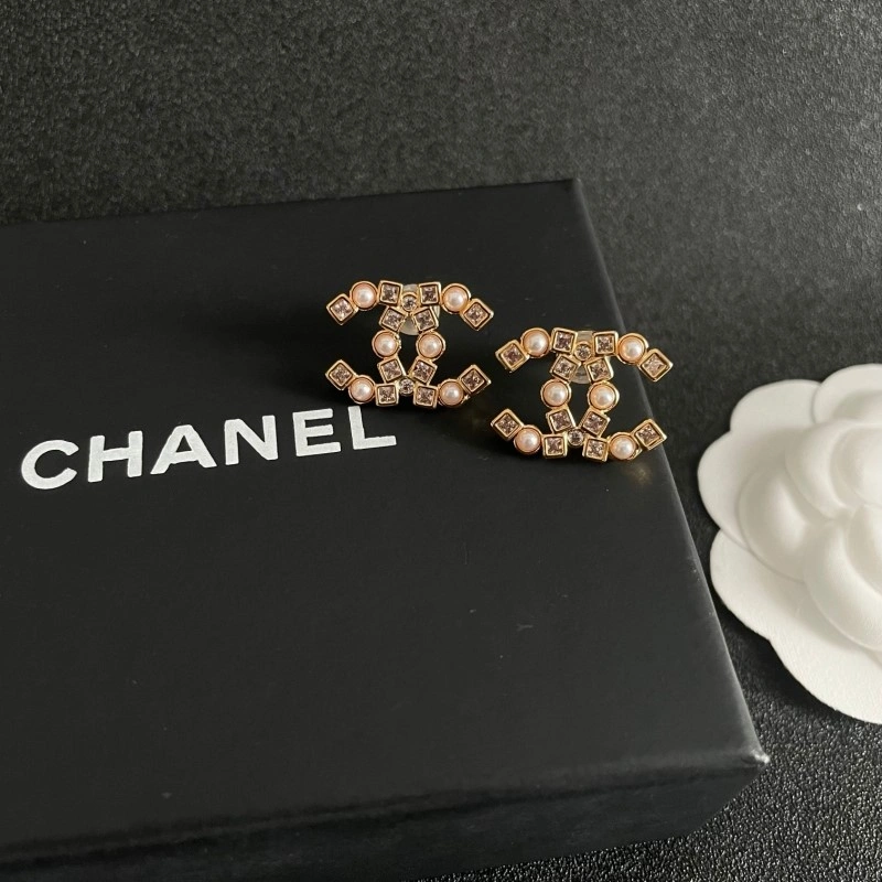 WellDesigned Chanel Earrings 221049