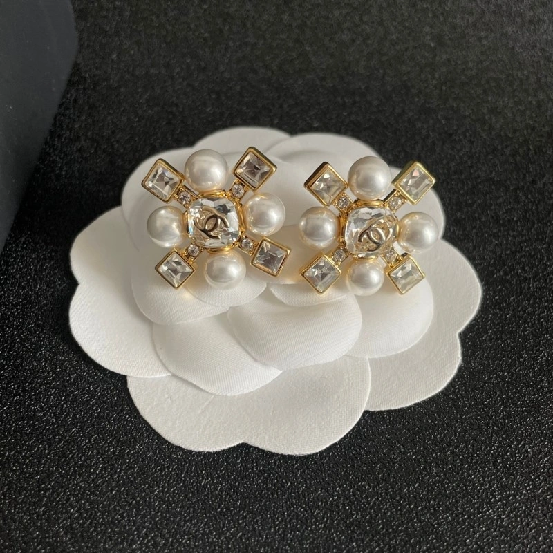 Chanel Earrings Trendy 221035