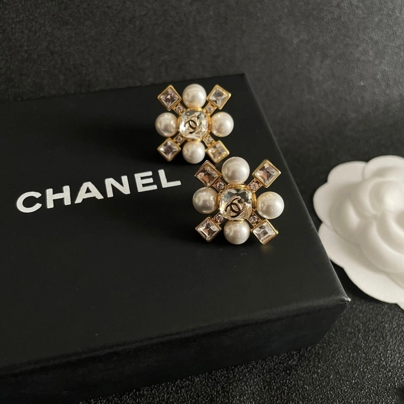 Chanel Earrings Trendy 221035