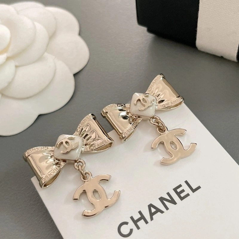 Comfortable Chanel Earrings 221029