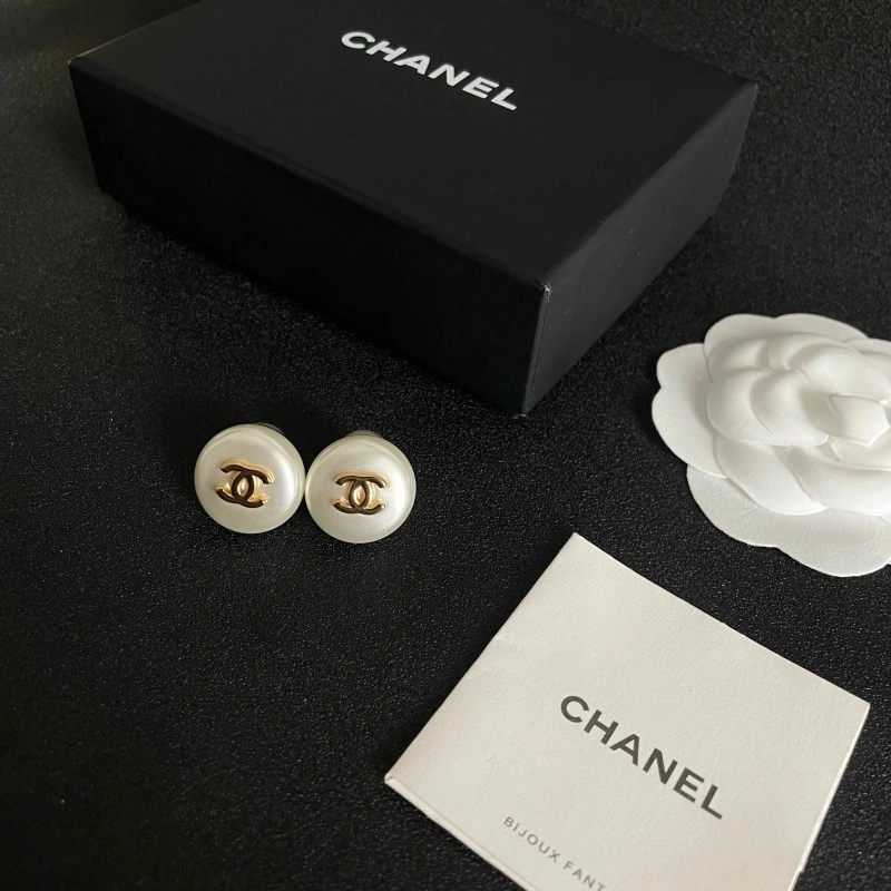 Attractive Chanel Earrings 221023