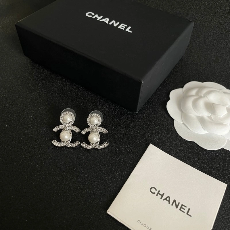 Popular Chanel Earrings 221026