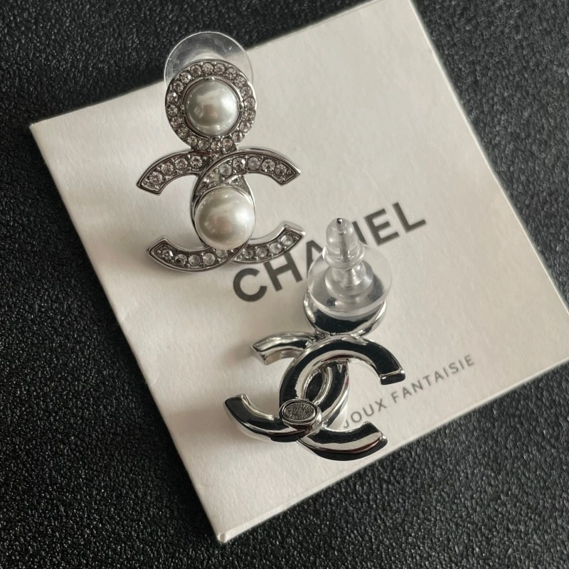 Popular Chanel Earrings 221026