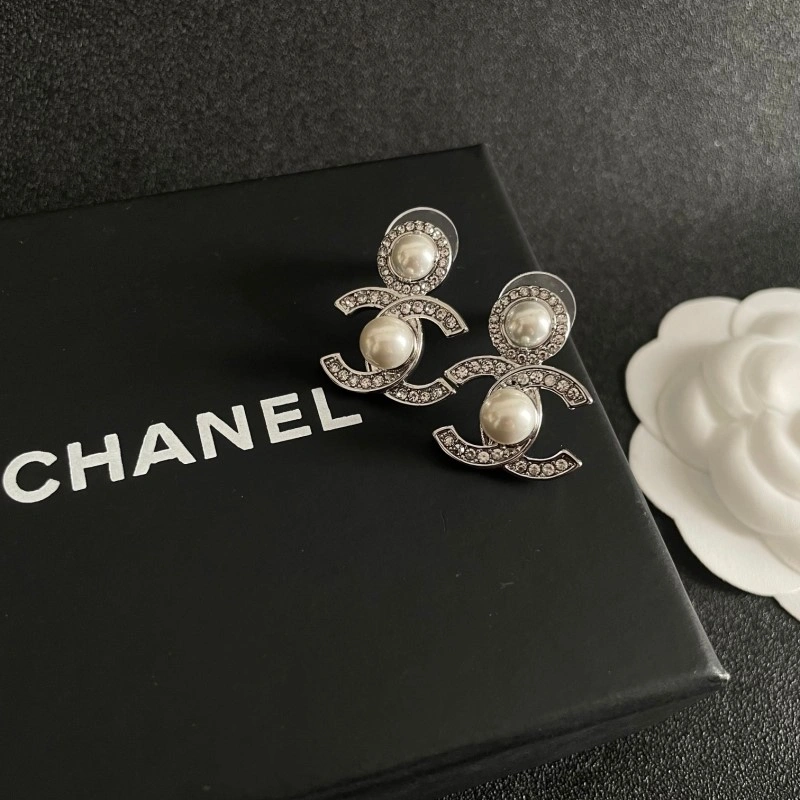 Popular Chanel Earrings 221026