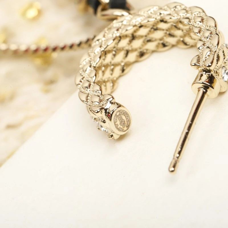 Breathable Chanel Earrings 221018