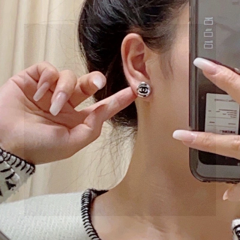 Breathable Chanel Earrings 221019