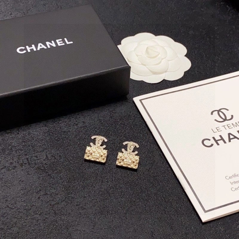 Tailored Chanel Earrings 221014