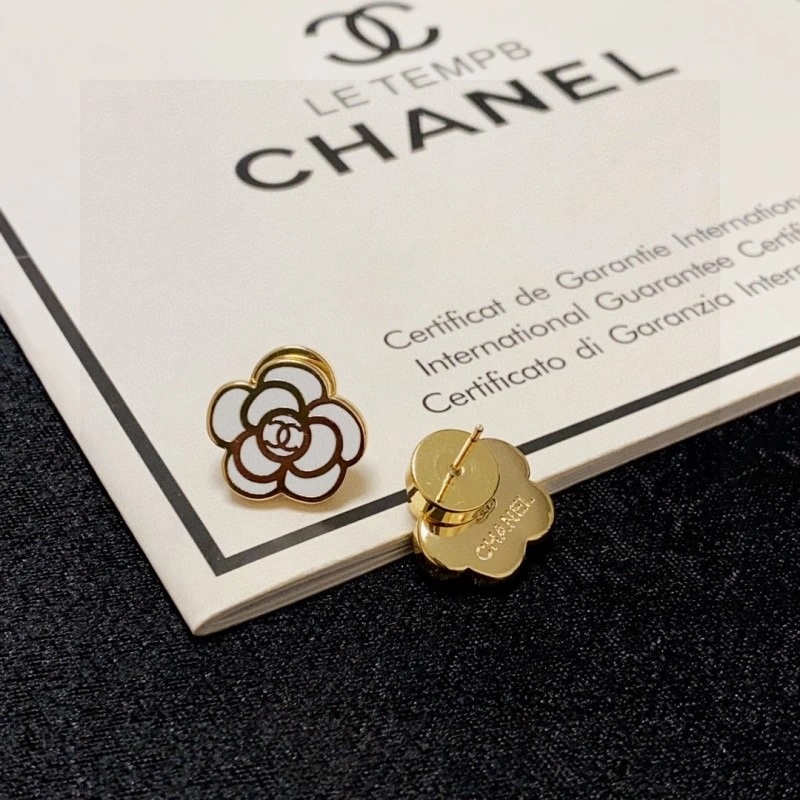 Stylish Chanel Earrings 221027