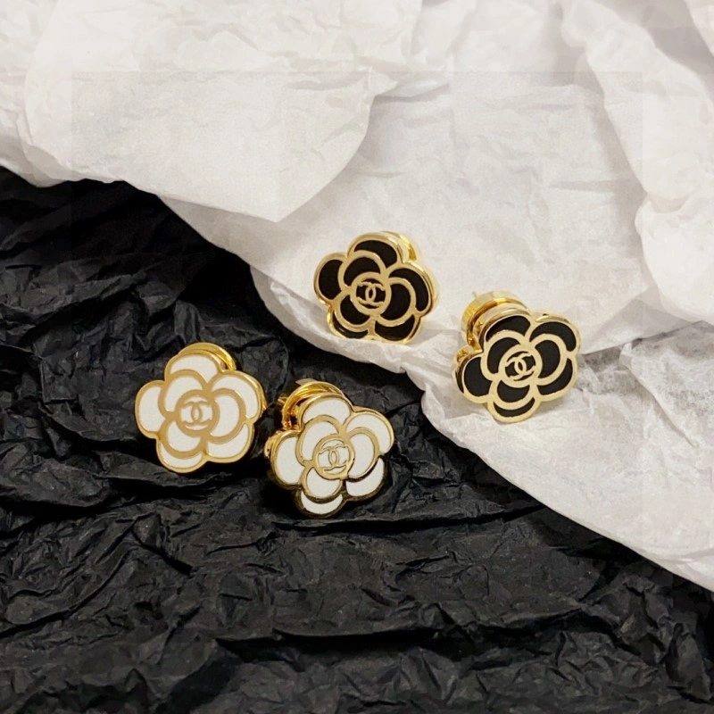 Stylish Chanel Earrings 221027