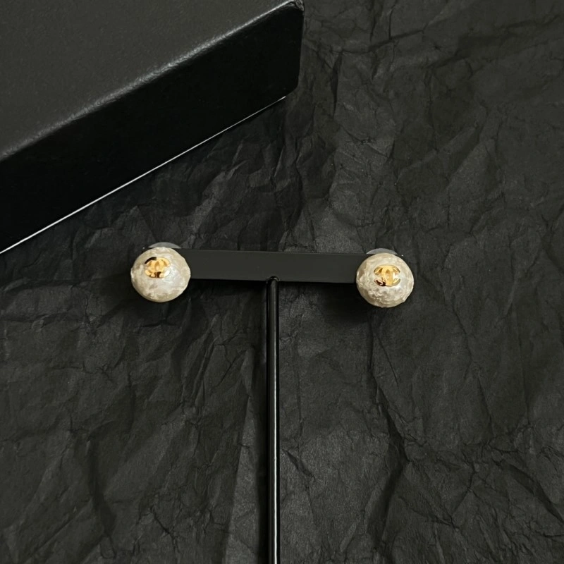 Chanel Earrings Sporty 221102