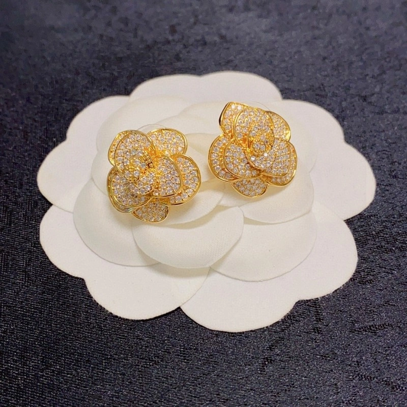 Snug Chanel Earrings 221071