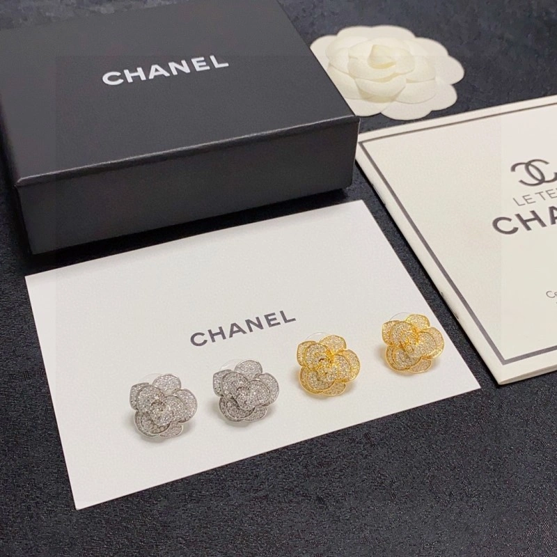 Snug Chanel Earrings 221071
