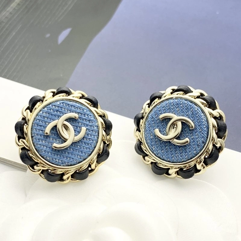 Sophisticated Chanel Earrings 221003