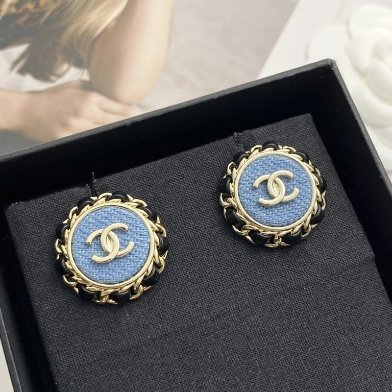 Sophisticated Chanel Earrings 221003