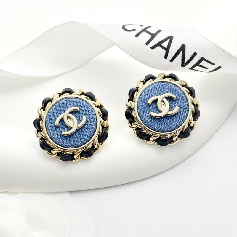 Sophisticated Chanel Earrings 221003