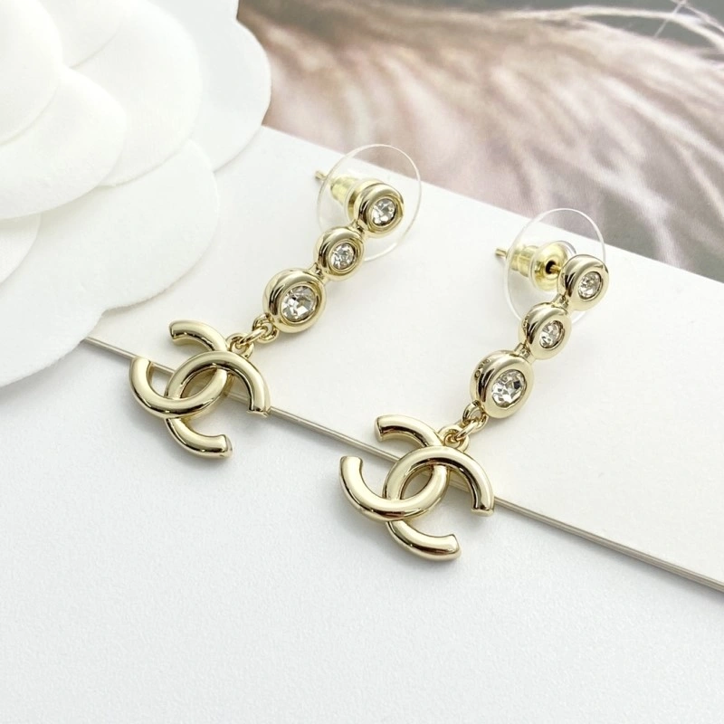 Sophisticated Chanel Earrings 221008