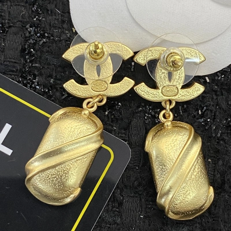 HighPerformance Chanel Earrings 220991