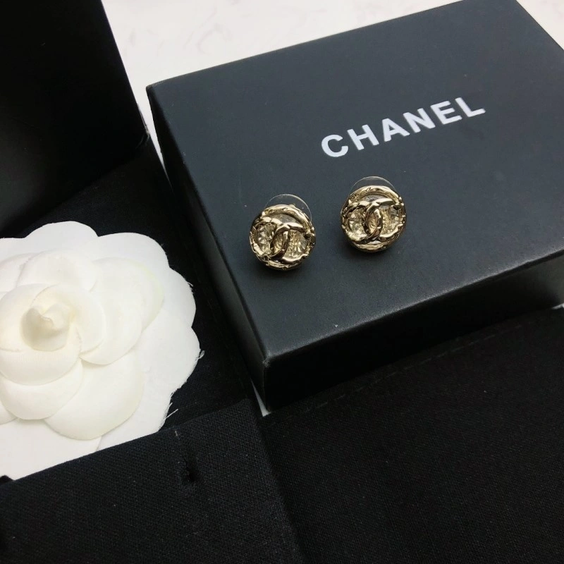 Chanel Earrings Fashionable 220981
