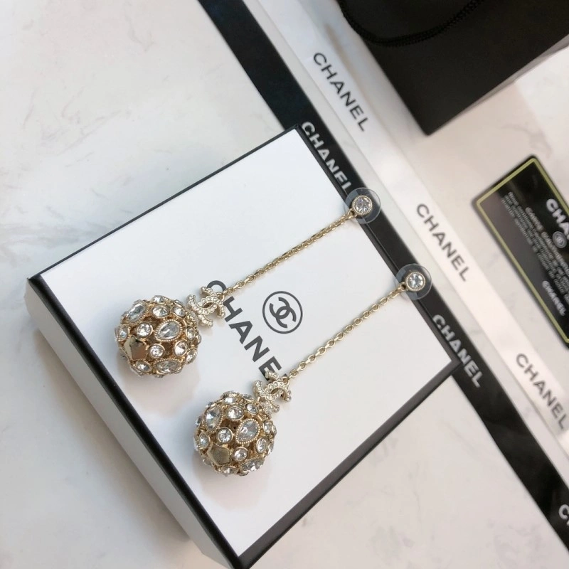 Chanel Earrings EasyMatch 220997