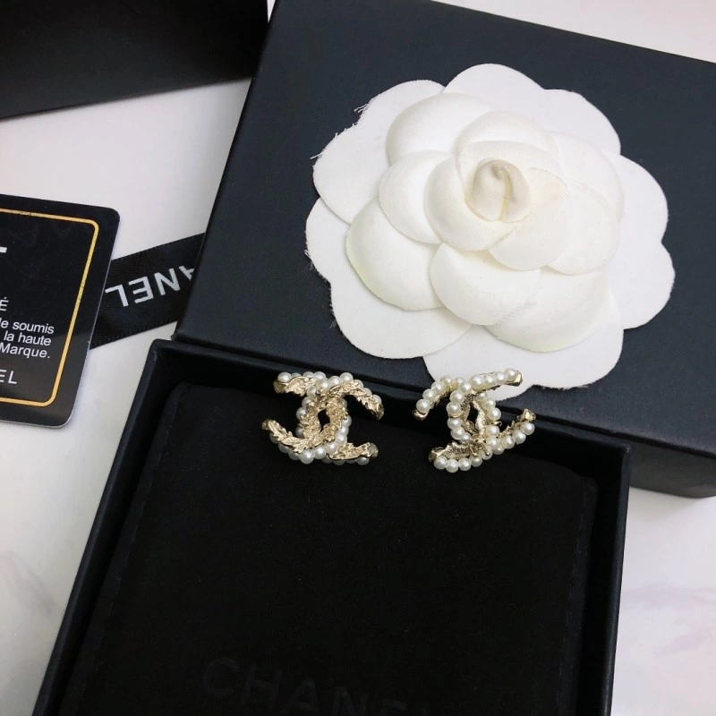 Affordable Chanel Earrings 220977