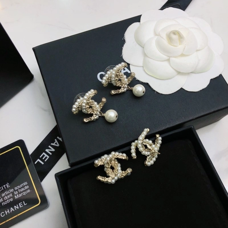 Affordable Chanel Earrings 220977