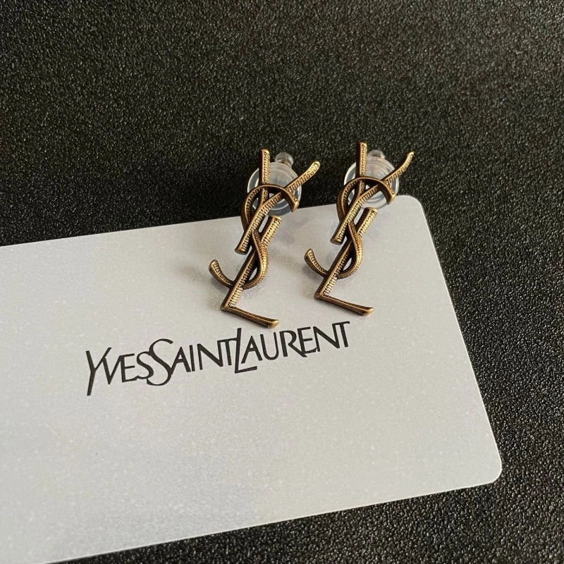 Chanel Earrings EasyCare 220993