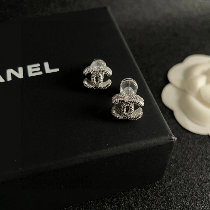 Soft Chanel Earrings 220976