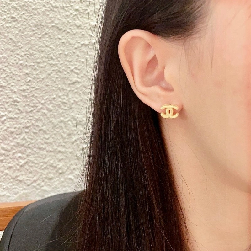 Timeless Chanel Earrings 221062