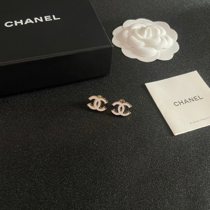 Comfortable Chanel Earrings 220980