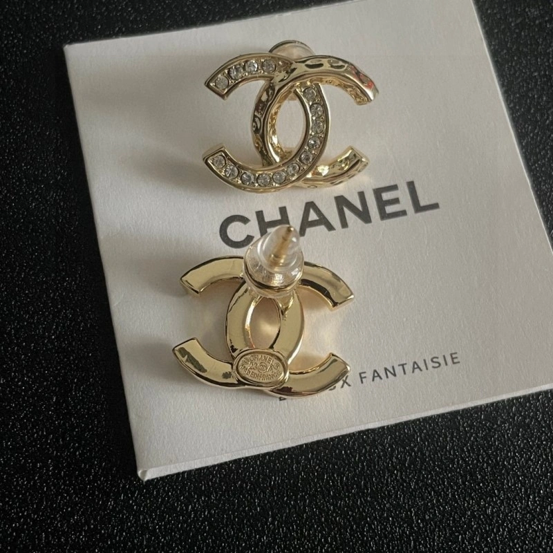 Chanel Earrings Attractive 220995