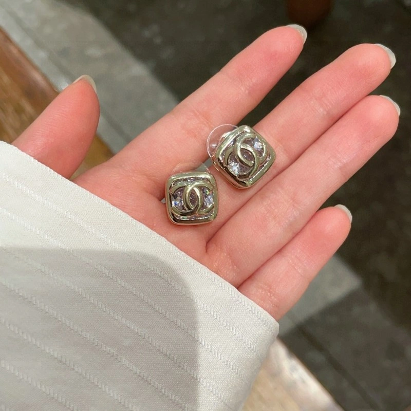 TravelReady Chanel Earrings 220973