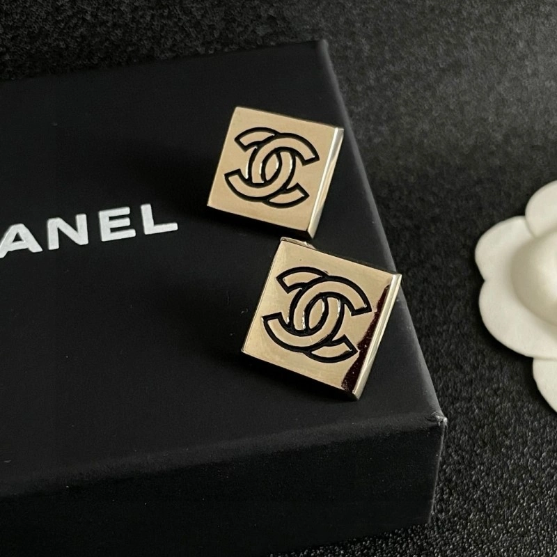 Chanel Earrings MultiPurpose 220975
