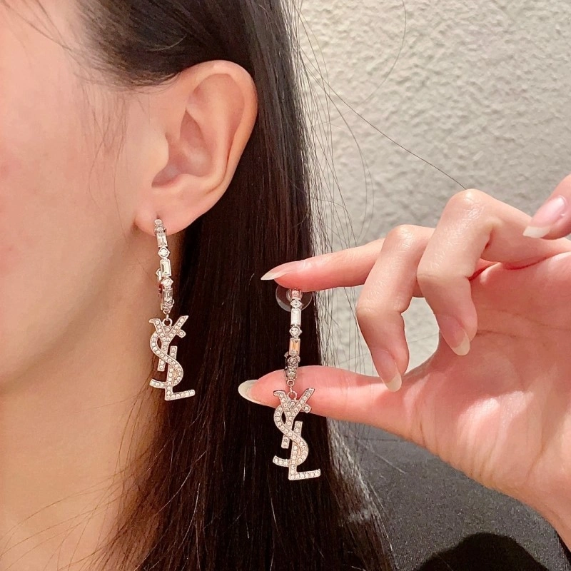 Chanel Earrings Durable 220962